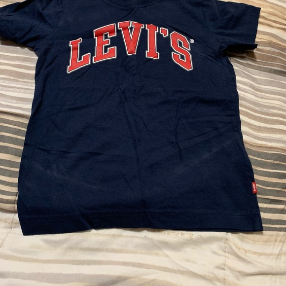 Levi’s outfit size {6} - Picture 2 of 3